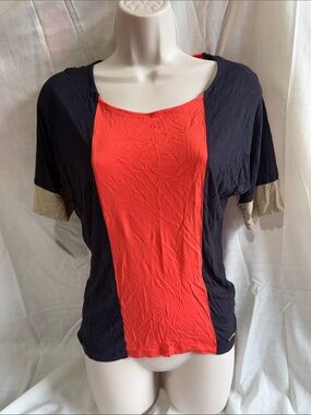 MK Women’s Short Sleeve Colorblock Top in Red, Black and Tan